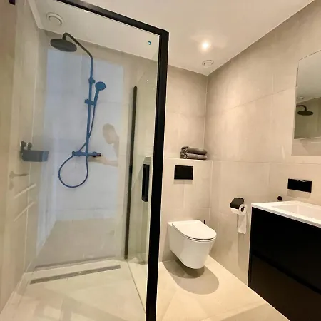 Fantastic 1 Bedroom Serviced 64m2 -mnl F- *